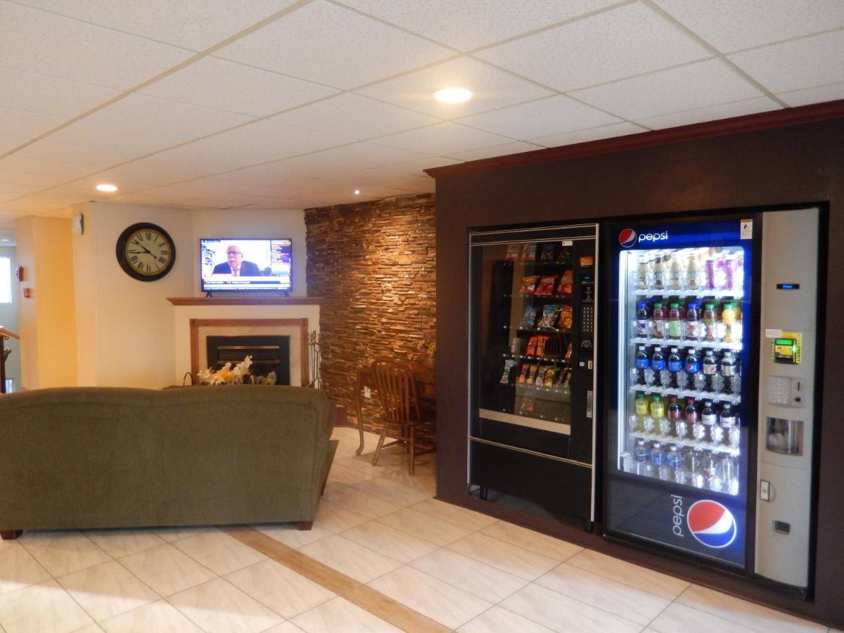 Red Roof Inn Harrisonburg - University Area Εξωτερικό φωτογραφία