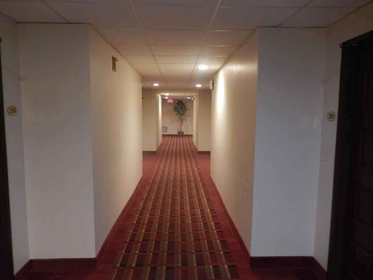 Red Roof Inn Harrisonburg - University Area Εξωτερικό φωτογραφία